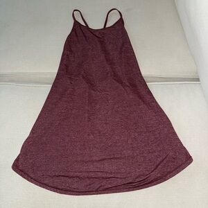 Lululemon red tank, size 4, red burgandy